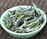 白茶一畝地能產(chǎn)多少斤？
