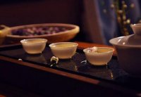 邀請(qǐng)客人來店里喝茶的句子？